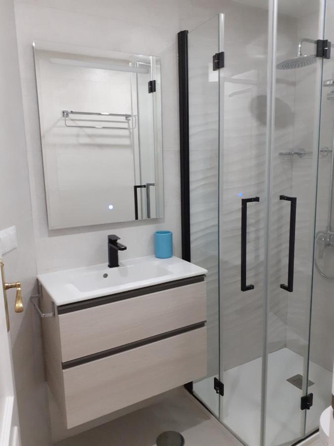 Ferienwohnung Apartamento Plaza Capuchinos Málaga Exterior foto
